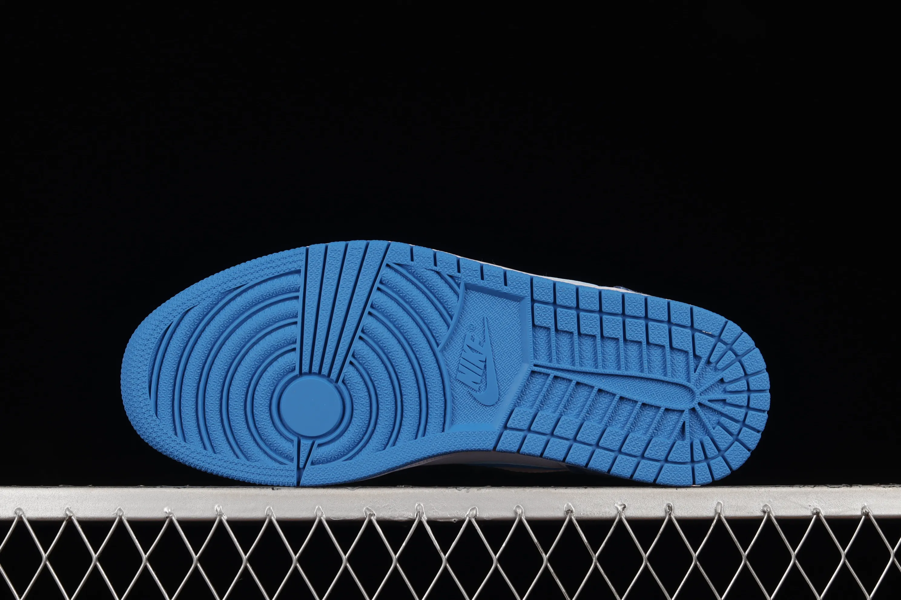 All categories Air Jordan Jordan series basketball shoes Air Jordan 1 Low Z version Air Jordan 1 Low "Washed Denim" AJ1 Joe 1 navy washed denim low-top casual sneakers DM8947-100